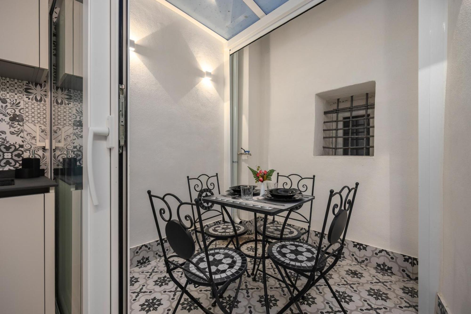 פלרמו Roccella Apartments מראה חיצוני תמונה